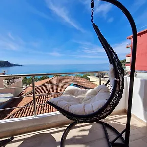 Appart hôtel 28, Himarë